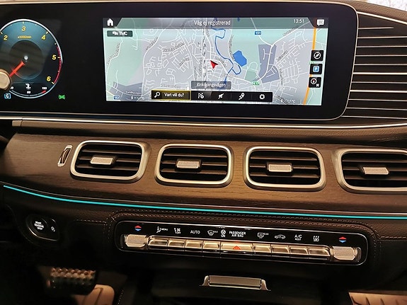 Mercedes-Benz GLS400 d 11 of 18