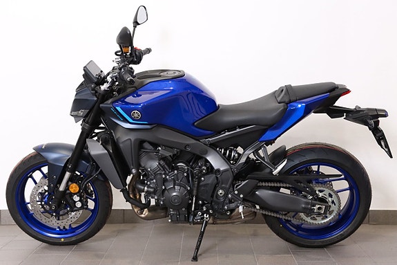 Yamaha MT-09 4 of 14