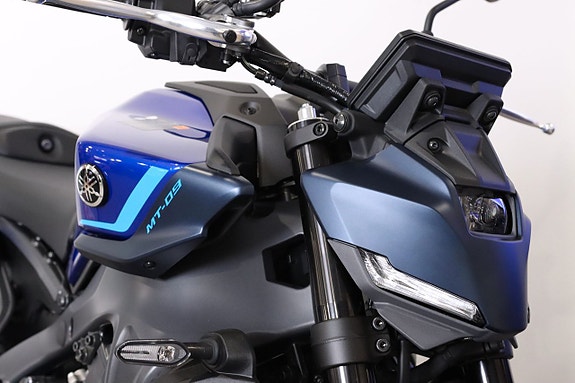 Yamaha MT-09 13 of 14