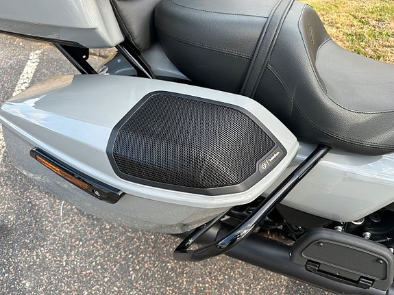 Harley-Davidson Street Glide Ultra 160 mil/Black Trim/Rockford Fosgate steg 2 2 Demo/Omg Leverans 4 of 5