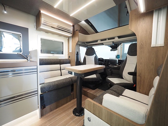 Ci Magis 67 XT  Aut I Solcell I Backkamera I Queensbed 5 of 5