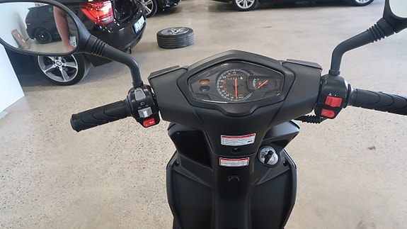 Drax Raw EFI 45km/h Svart Euro5 10 of 10