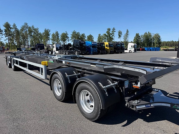 Hakarps - 38 tons lastväxlarvagn med skjutkolv OMGÅENDE LEV 3 of 12