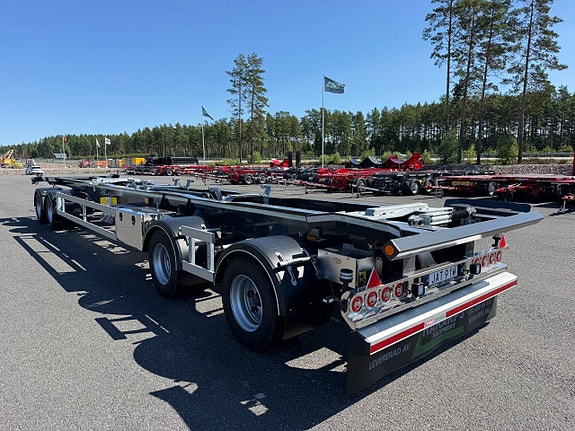 Hakarps - 38 tons lastväxlarvagn med skjutkolv OMGÅENDE LEV 7 of 12