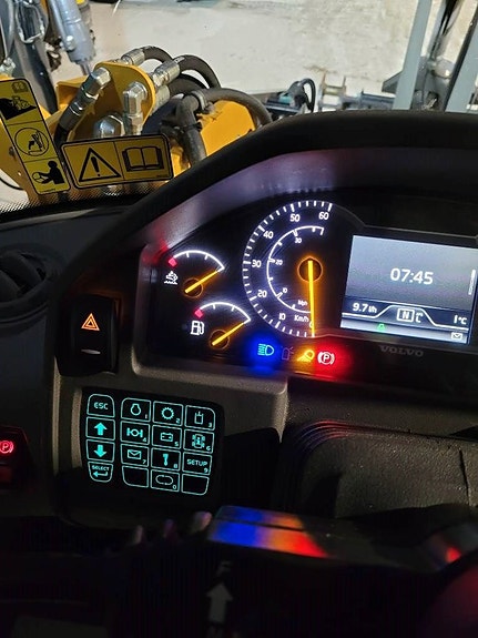 Volvo L 90 H , Begagnad SÄLJES 15 of 15