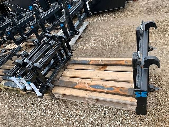SE Equipment  planerskopor och pallgafflar StBM & S 4 of 5