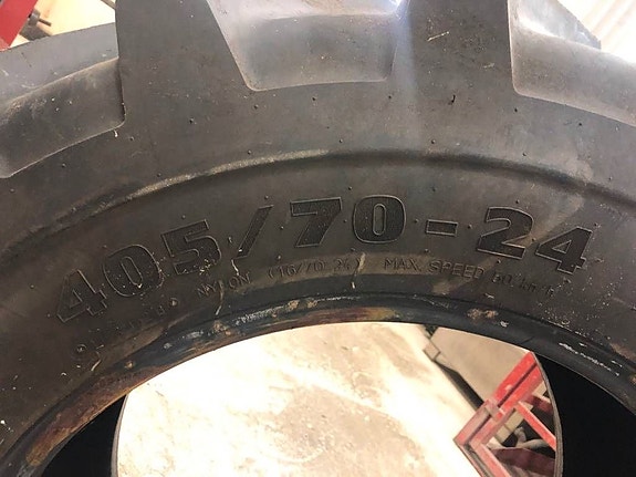 Mitas 405/70x24 5 of 5