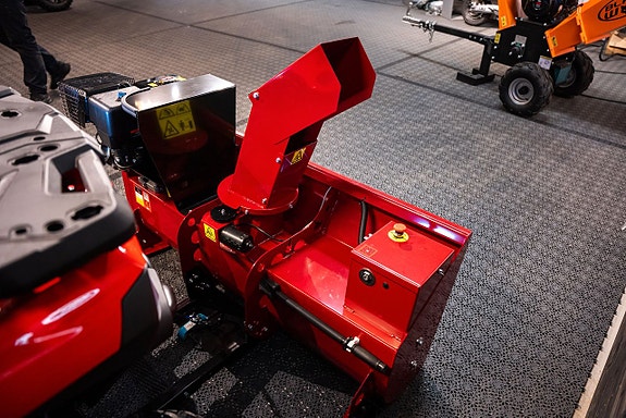 CFMOTO CFORCE 520L EPS EFI Ink Snöslunga 8 of 8