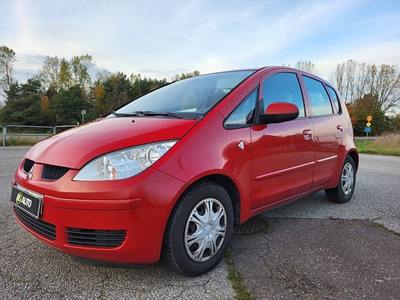 Mitsubishi Colt 3 of 11