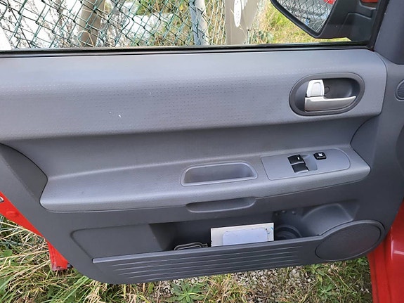 Mitsubishi Colt 10 of 11