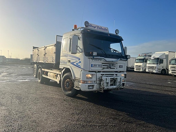 Tippbilar VOLVO FM 12 6X2