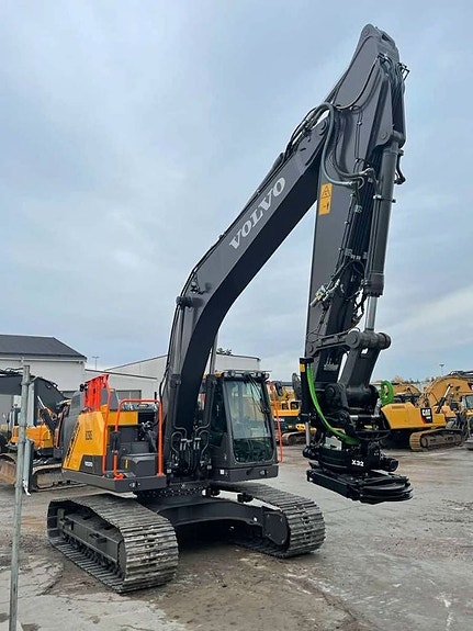 Volvo EC250EL Uthyres/For Rental 2 of 2