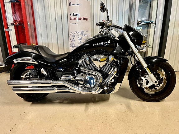 Suzuki Intruder