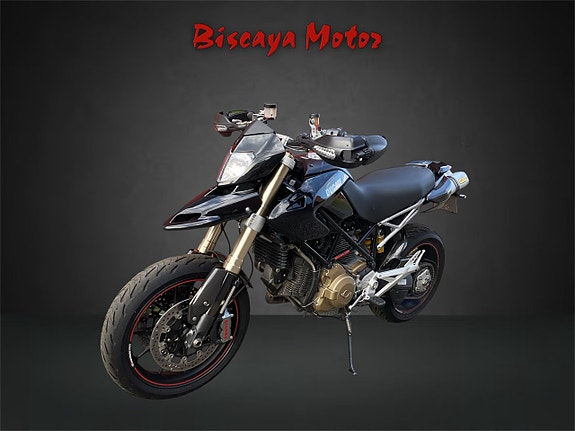 Ducati Hypermotard 1100 S 3 of 5