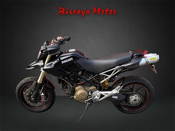 Ducati Hypermotard 1100 S 4 of 5