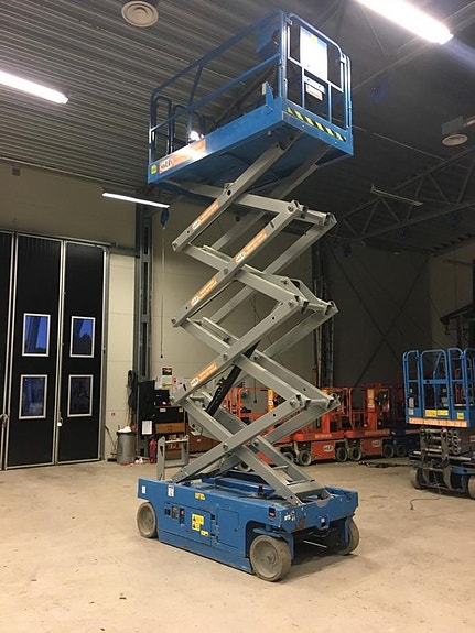 Saxlift EL 10m Genie GS2646 4 of 5