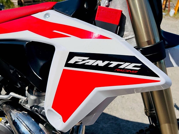FANTIC XX 250 4 of 5