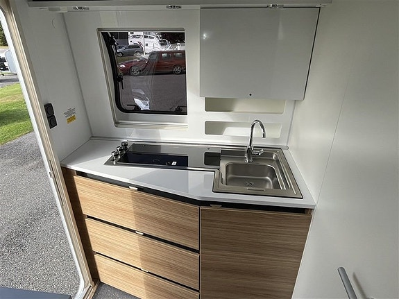 Adria Action 391 LH * Storsäljaren * 1730 kr/mån 9 of 12