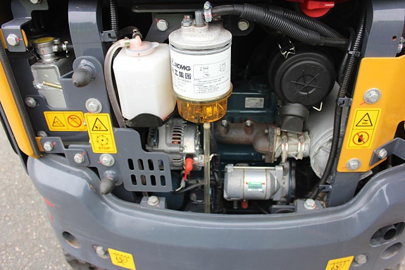 Demo minigrävare XCMG 2tons med hydraulisk tiltfäste 5 of 6