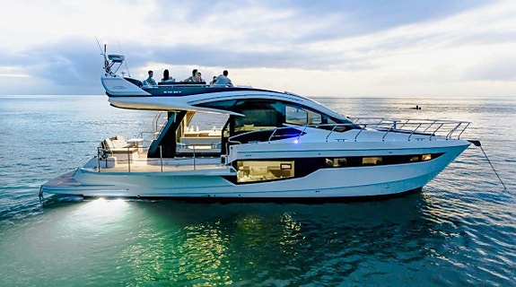 NY Galeon 510 Skydeck! - Yachten med extra allt! 3 of 12