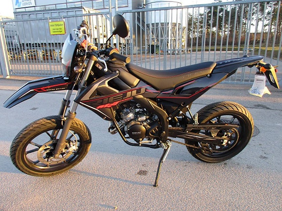 Rieju MRT 50 Black Edition  Euro 5 V2 4 of 5
