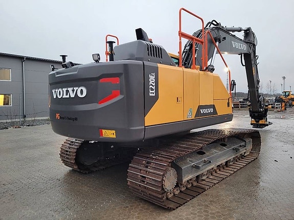 Volvo EC 220 E L , Begagnad SÄLJES 7 of 24