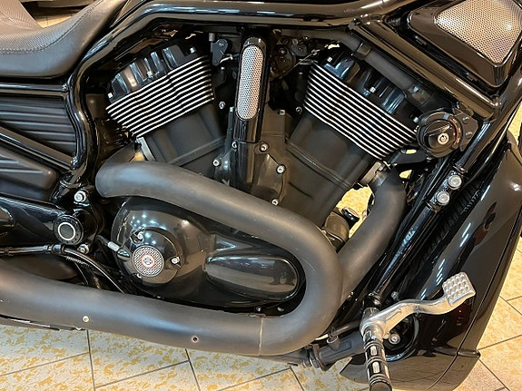 Harley-Davidson VRSCDXA Night Rod Special 5 of 8