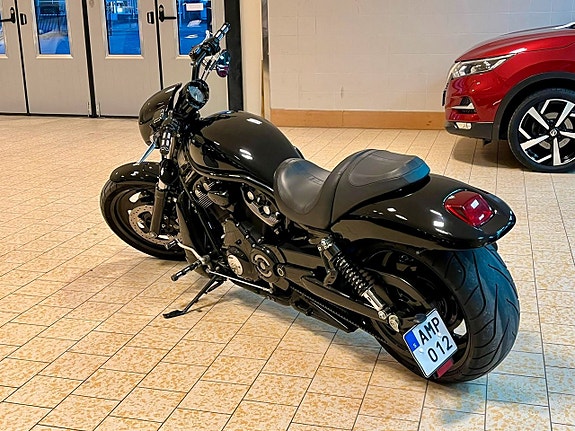 Harley-Davidson VRSCDXA Night Rod Special 2 of 8