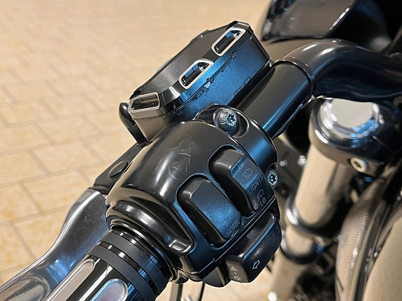 Harley-Davidson VRSCDXA Night Rod Special 8 of 8