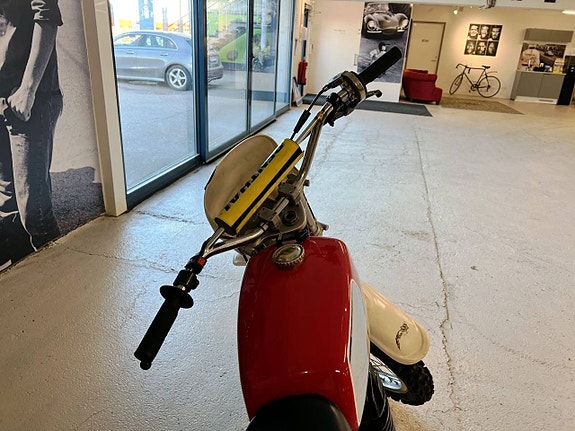 Husqvarna 400cc Cross 10 of 11