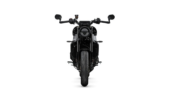 Yamaha XSR900 4 of 4
