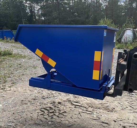 Tippcontainer 600 liter och 1500liter 2 of 7