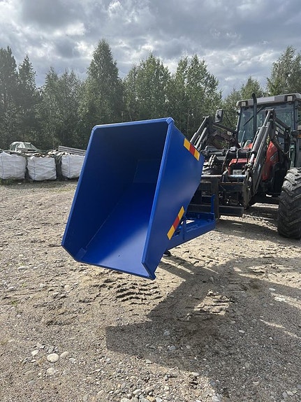 Tippcontainer 600 liter och 1500liter 5 of 7