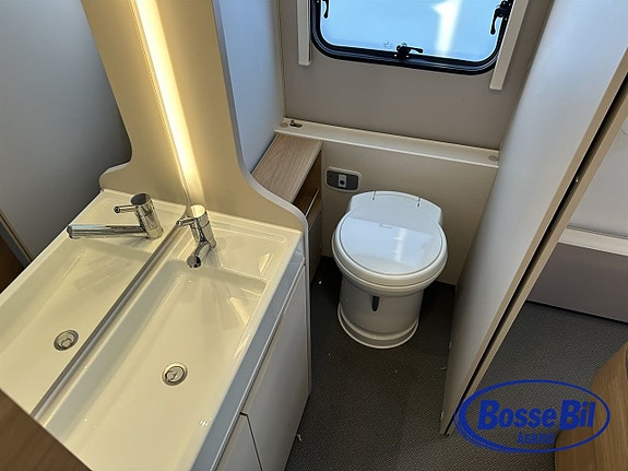 Adria Adora 613 UT NY * Pluspaket * Queenbed * ALDE 11 of 18