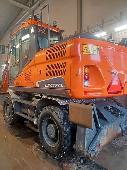 Doosan DX 170 W-5 , Begagnad SÄLJES 10 of 24