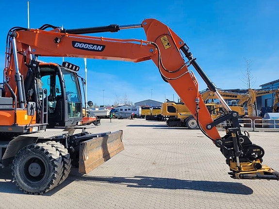 Doosan DX 170 W-5 , Begagnad SÄLJES 6 of 24