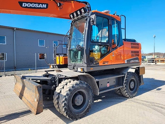 Doosan DX 170 W-5 , Begagnad SÄLJES 3 of 24