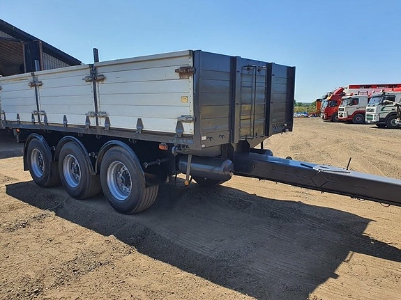 3 axlad jigg säljes nybes