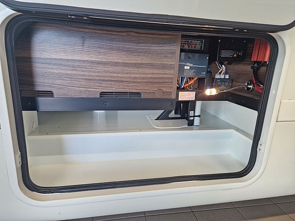 Laika Ecovip H 4109 (Hydraulben+Långbädd+Automat+Solcell) 8 of 30