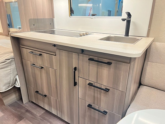 Kabe Estate 600 TDL KS (ALDE+Långbädd+Komfortpaket) 17 of 30