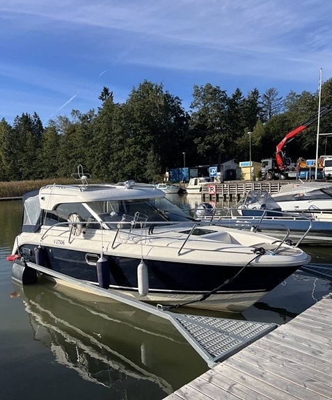 Båtgiganten / Aquador 23 HT