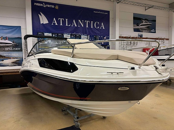 Bayliner VR5 CUDDY + Mercruiser 4,5L 250hk -2023 2 of 8