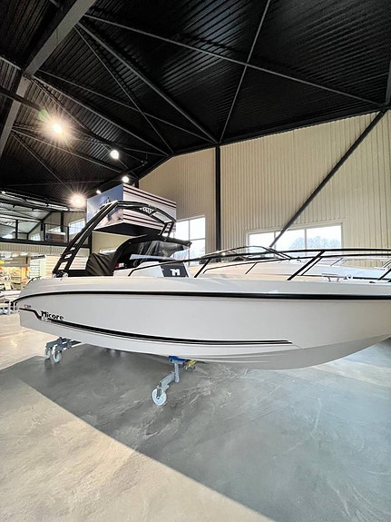 Micore 65cc R-design Yamaha F200 DEMO HÖSTKAMPANJ!