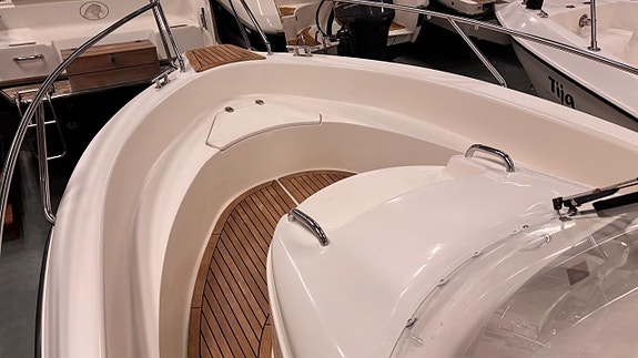 Ryds 23 WA med Mercruiser Cummins 2.0 -10 5 of 7
