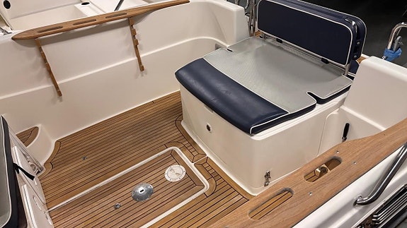Ryds 23 WA med Mercruiser Cummins 2.0 -10 4 of 7