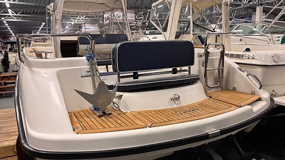 Ryds 23 WA med Mercruiser Cummins 2.0 -10 2 of 7