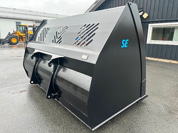 SE Equipment  ny 7m3 lättmaterialskopa snöskopa 3,20m bred 6 of 8