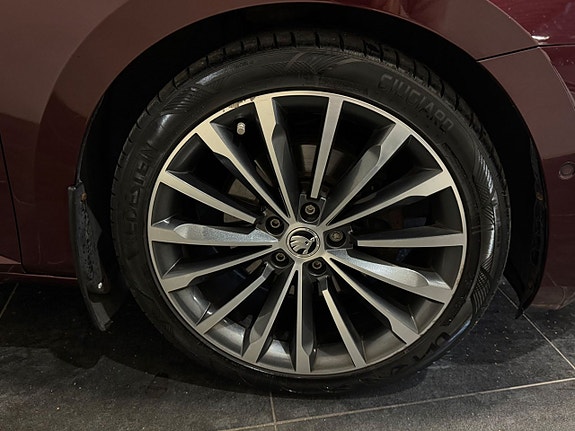 Skoda Superb 5 of 5