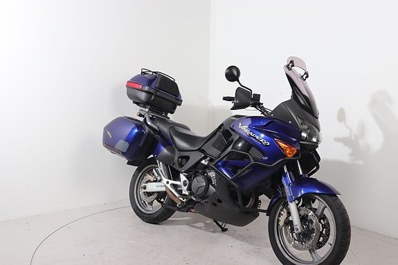 Honda XL 1000 Varadero 2 of 8