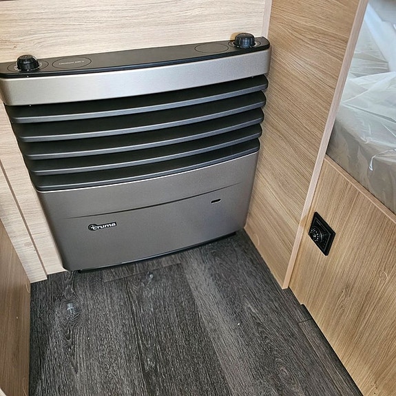 Caravelair Alba 496  Family Ny 7 of 30
